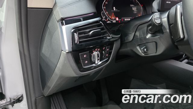 BMW Gran Turismo 2020 — photo 27