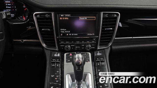 Porsche Panamera 2014 — photo 14
