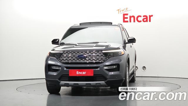 Ford Explorer 2021 — photo 3