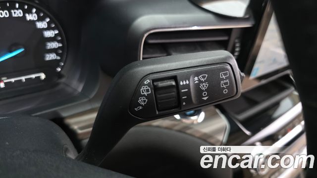 Ford Explorer 2021 — photo 26
