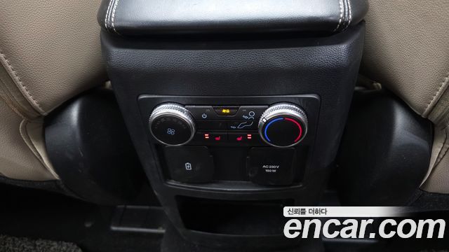 Ford Explorer 2021 — photo 27