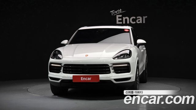 Porsche Cayenne 2022 — photo 3