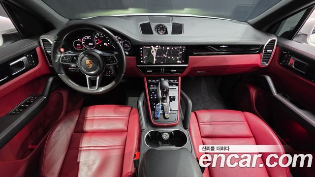 Porsche Cayenne 2022 — photo 10