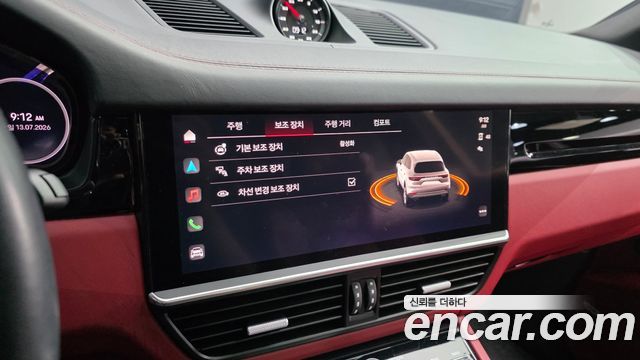 Porsche Cayenne 2022 — photo 24