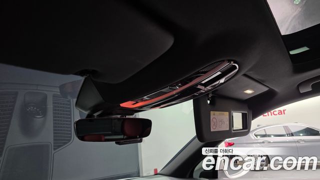 Porsche Cayenne 2022 — photo 30