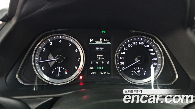 Hyundai Sonata 2022 — photo 11