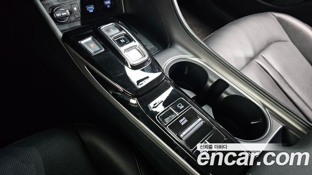 Hyundai Sonata 2022 — photo 12