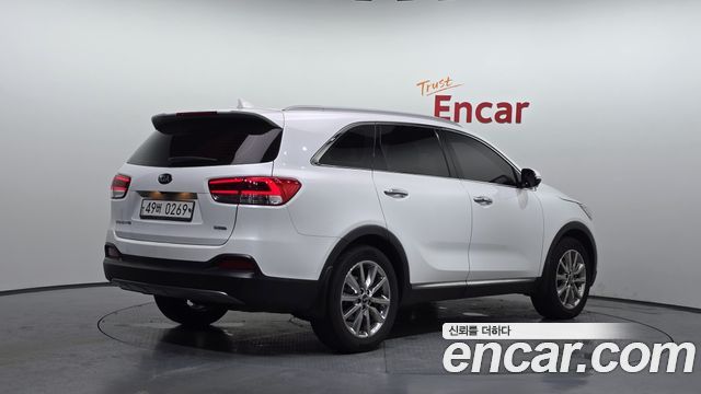 Kia Sorento 2017 — photo 2