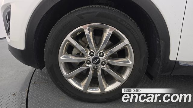 Kia Sorento 2017 — photo 5