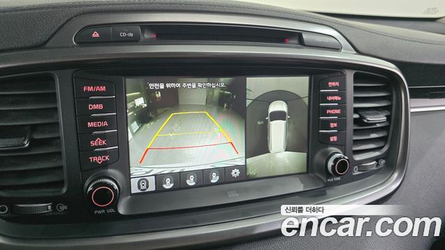Kia Sorento 2017 — photo 16