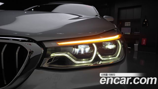 BMW Gran Turismo 2020 — photo 8