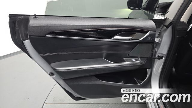 BMW Gran Turismo 2020 — photo 14