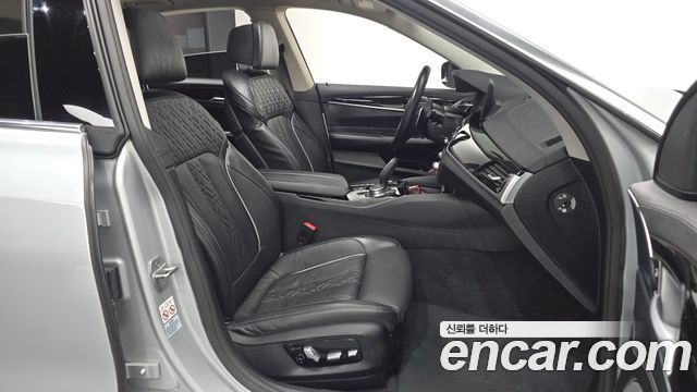 BMW Gran Turismo 2020 — photo 16