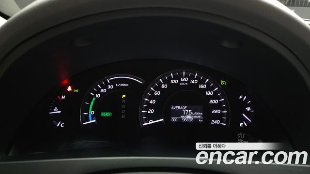 Toyota Camry 2010 — photo 8