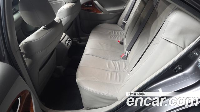 Toyota Camry 2010 — photo 11