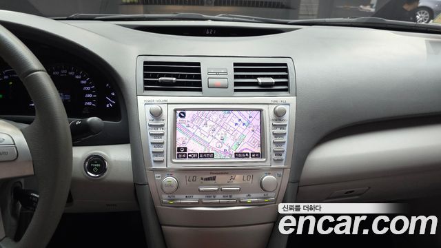 Toyota Camry 2010 — photo 14
