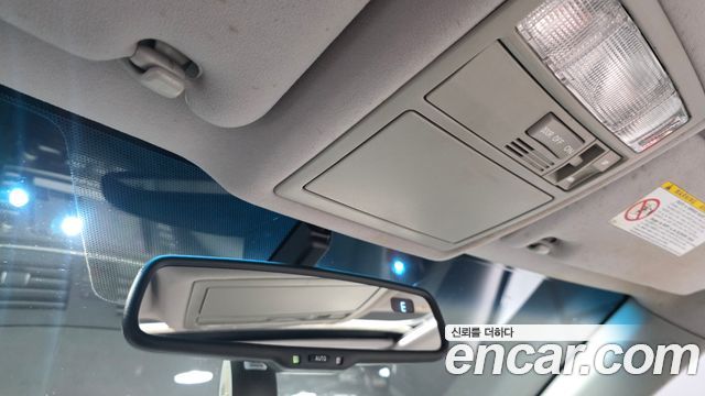 Toyota Camry 2010 — photo 18