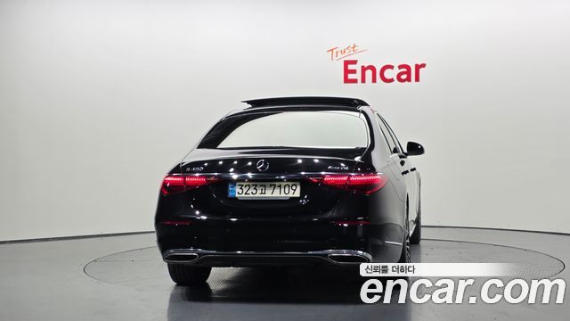 Mercedes-Benz S-Class 2022 — photo 4