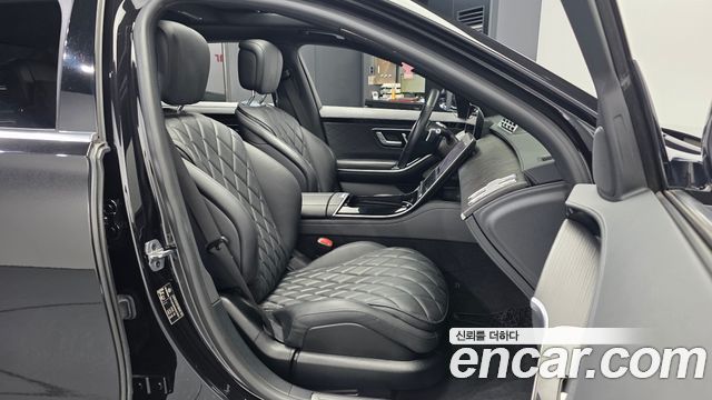 Mercedes-Benz S-Class 2022 — photo 17