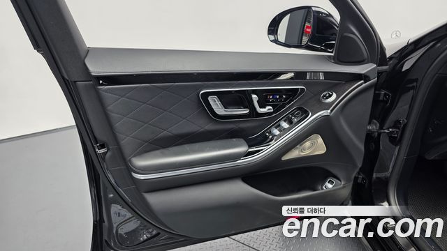 Mercedes-Benz S-Class 2022 — photo 14