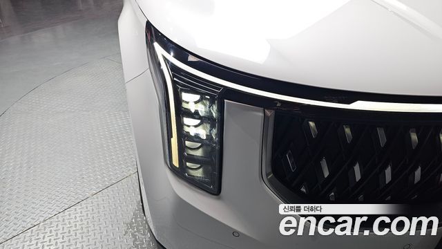 Kia Canival 2024 — photo 8
