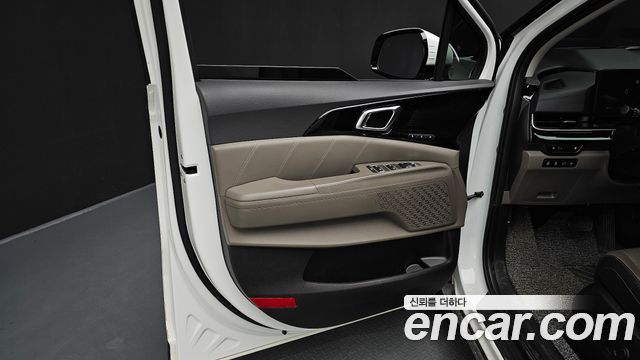Kia Canival 2024 — photo 14