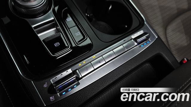 Kia Canival 2024 — photo 33