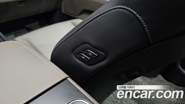 Kia Canival 2024 — photo 37