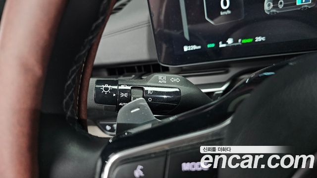 Kia Canival 2024 — photo 38