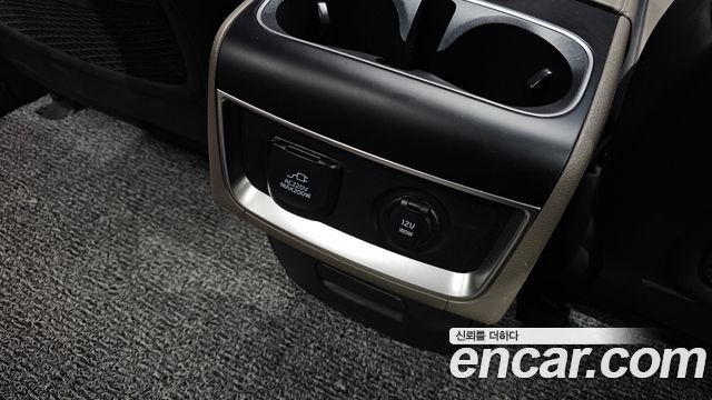 Kia Canival 2024 — photo 44