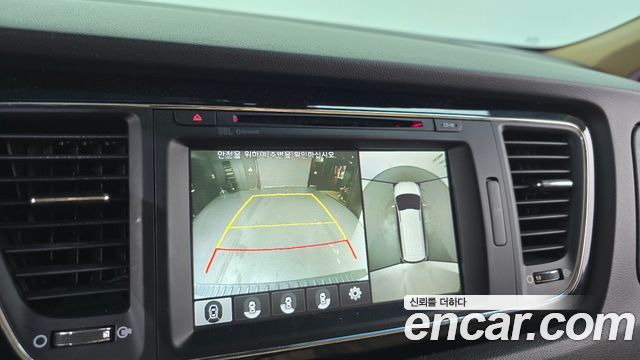 Kia Canival 2017 — photo 14