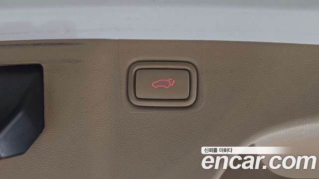 Kia Canival 2017 — photo 17