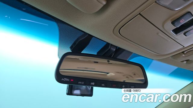 Kia Canival 2017 — photo 18