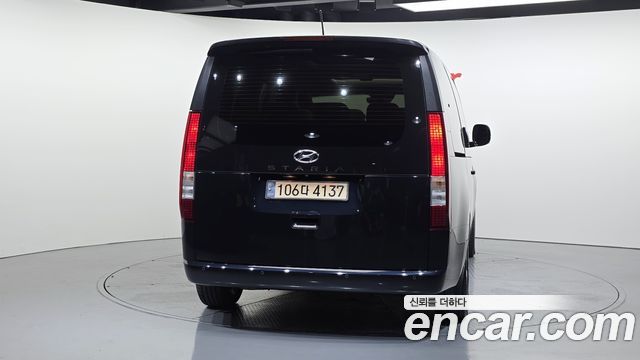Hyundai Staria 2022 — photo 4