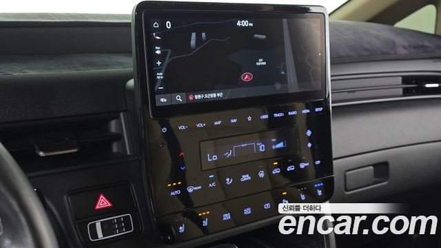 Hyundai Staria 2022 — photo 12