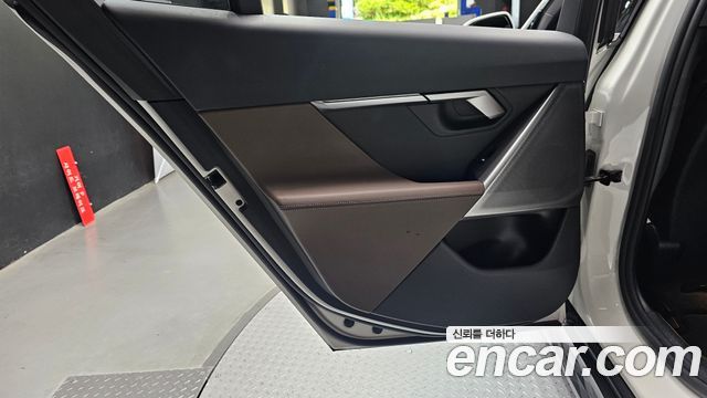 BMW 5-Series 2024 — photo 15