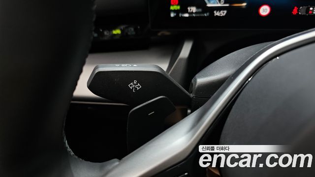 BMW 5-Series 2024 — photo 27