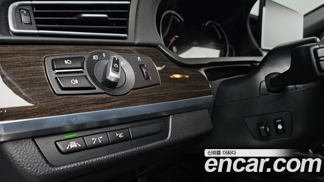 BMW 7-Series 2014 — photo 26