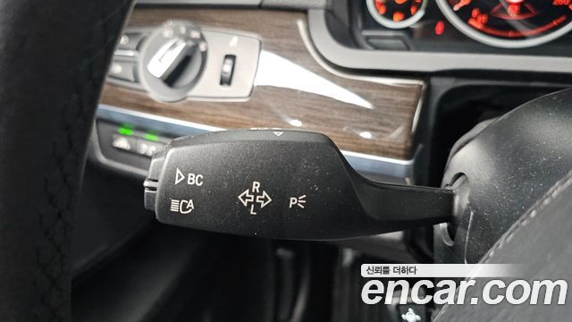BMW 7-Series 2014 — photo 31