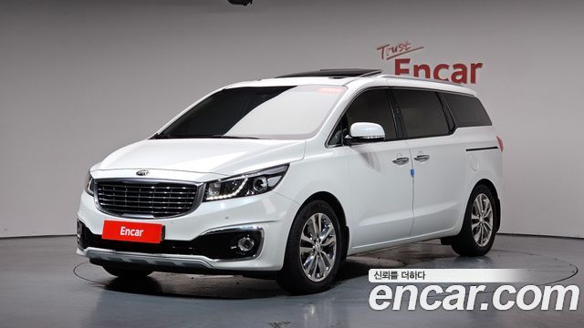 Kia Canival 2017 — photo 35