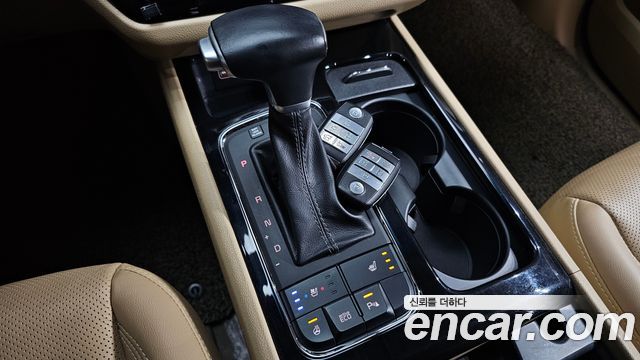 Kia Canival 2017 — photo 12
