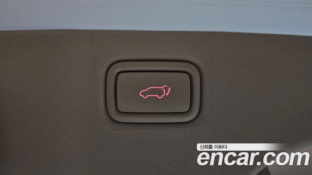 Kia Canival 2017 — photo 33
