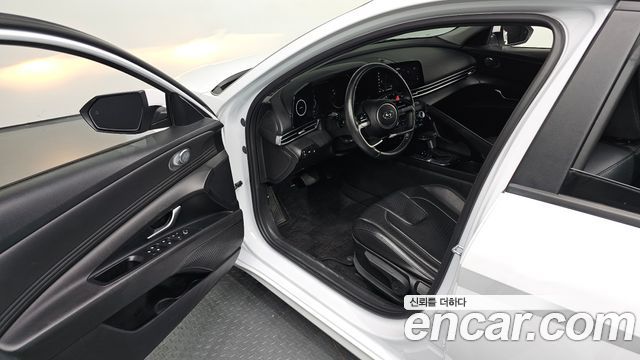 Hyundai AVANTE 2023 — photo 10