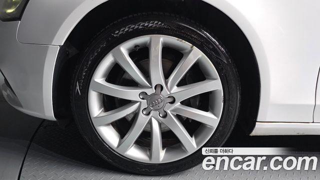 Audi A4 2013 — photo 5