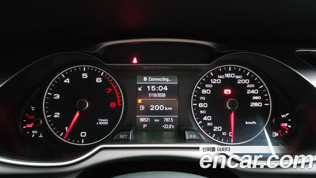 Audi A4 2013 — photo 8