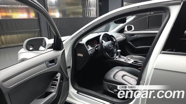 Audi A4 2013 — photo 10