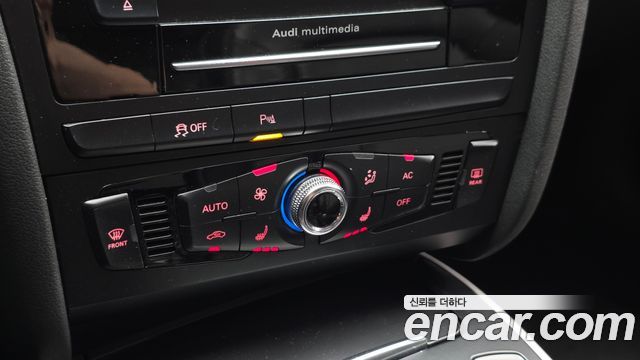 Audi A4 2013 — photo 18
