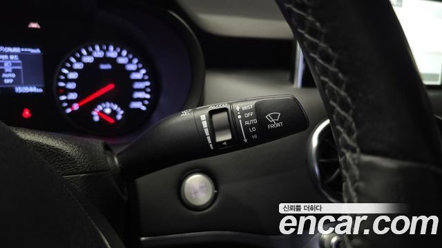 Kia Stinger 2018 — photo 22