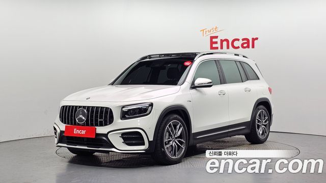 Mercedes-Benz GLB-Class 2025 — photo 1