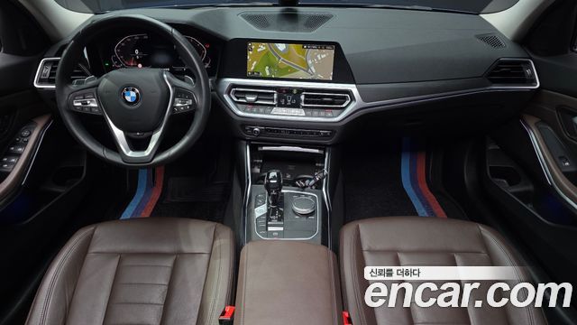 BMW 3-Series 2021 — photo 10